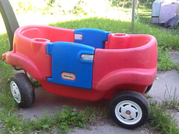 #100happydays Found a red wagon!